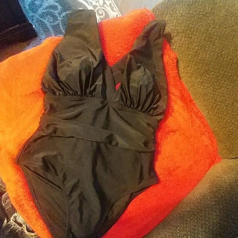 One piece swim suit small